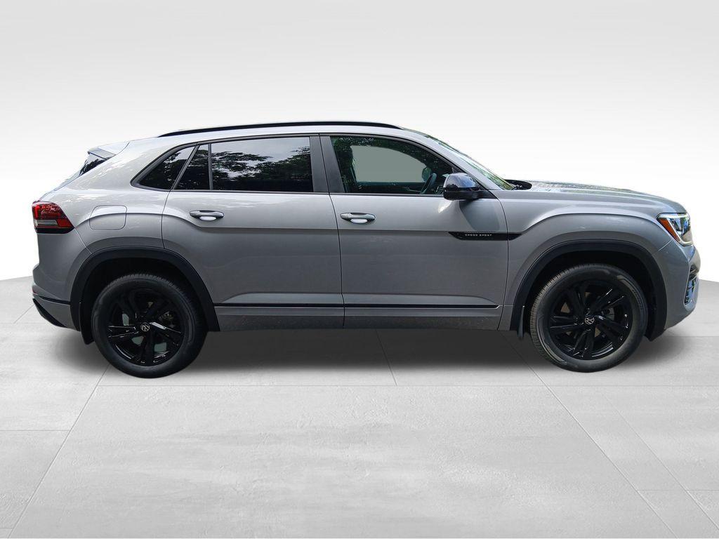 new 2026 Volkswagen Atlas Cross Sport car, priced at $52,970