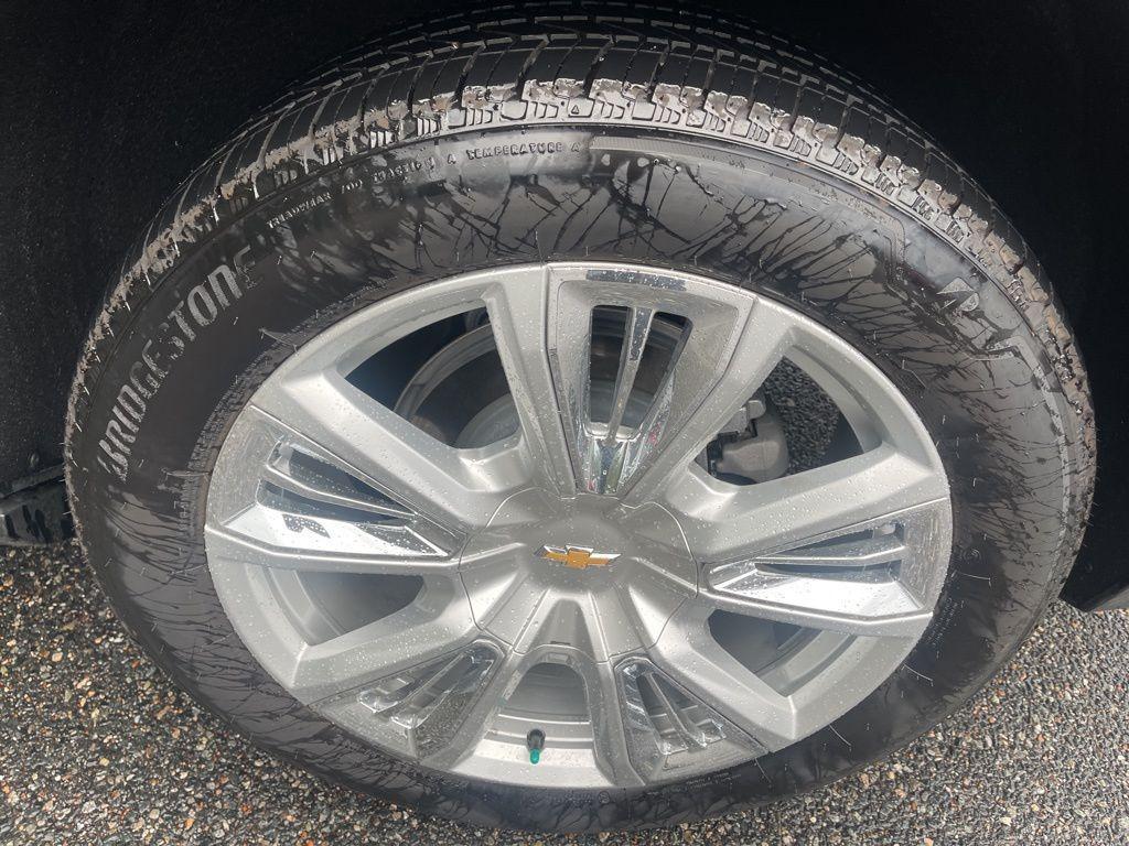 used 2024 Chevrolet Suburban car, priced at $79,425