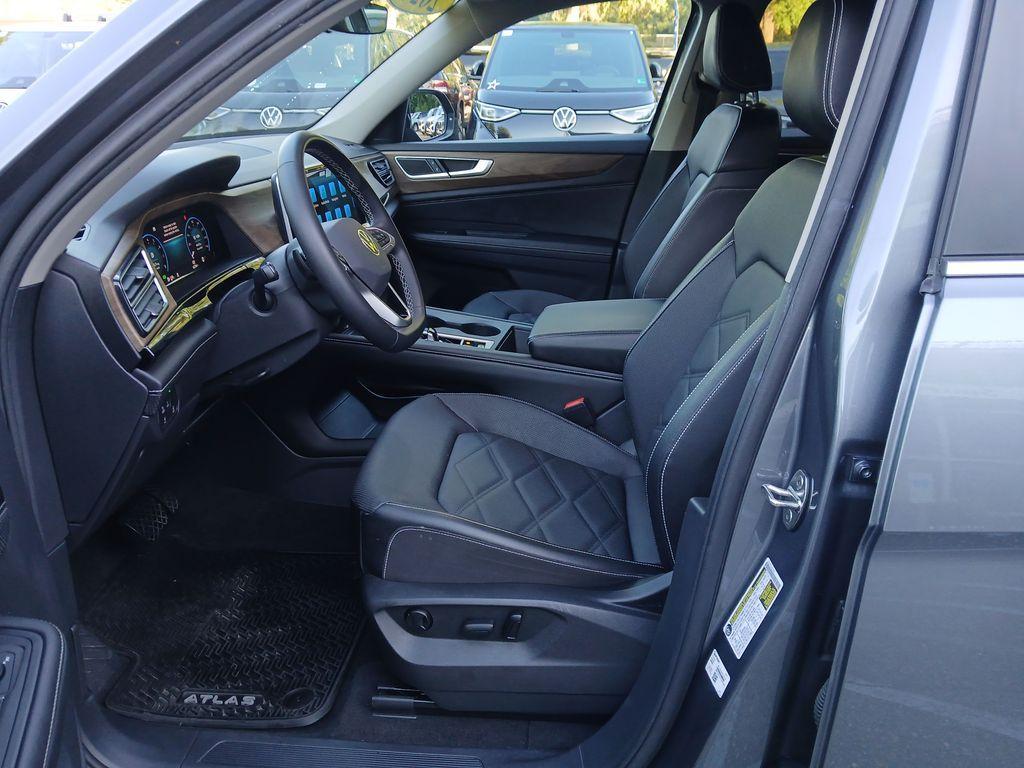 used 2024 Volkswagen Atlas car, priced at $28,760