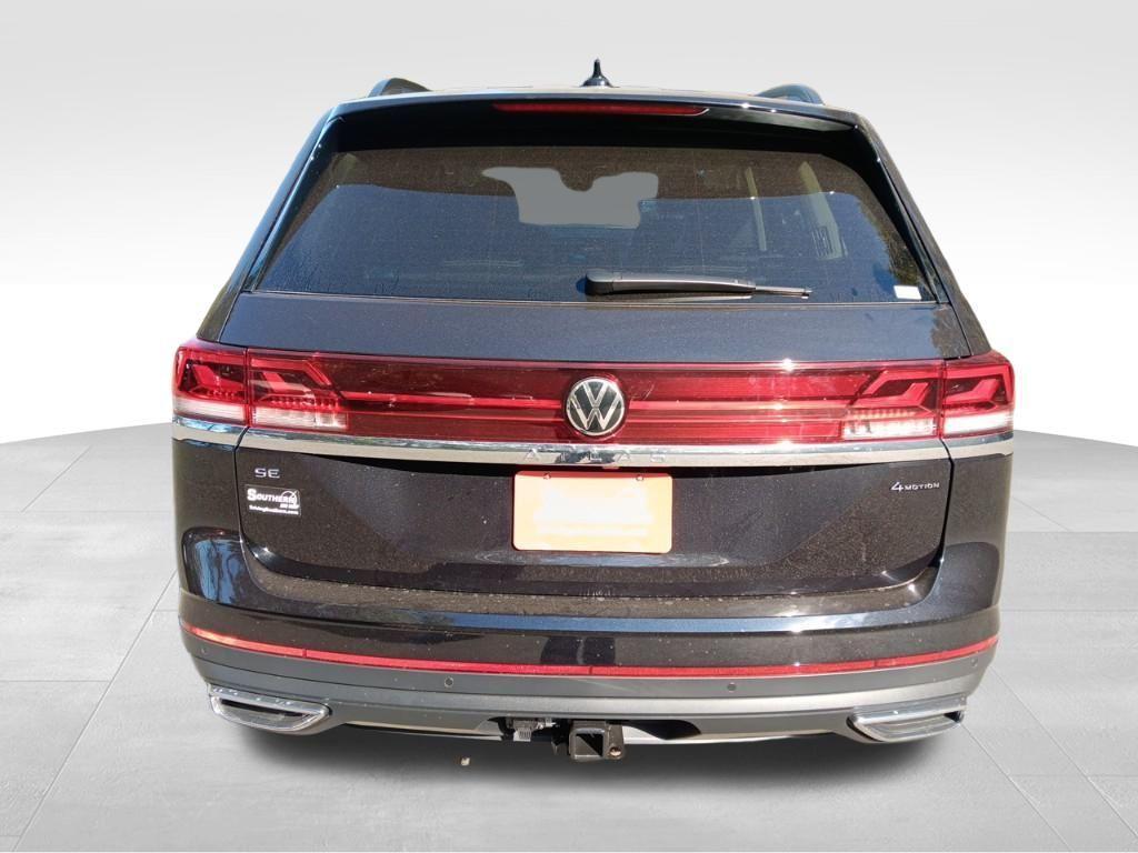 used 2025 Volkswagen Atlas car, priced at $42,784