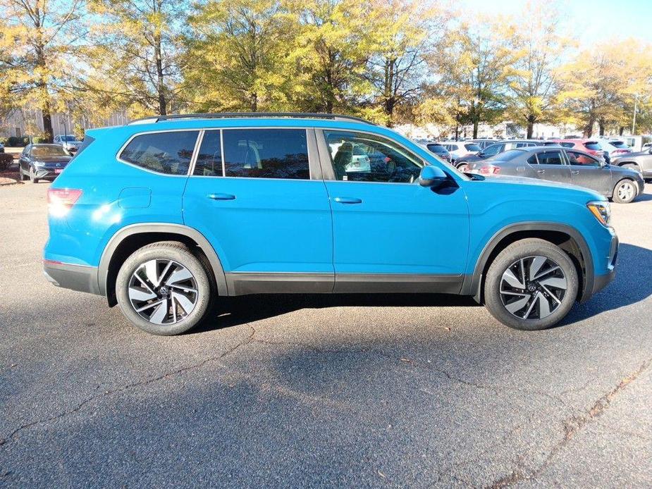 new 2025 Volkswagen Atlas car, priced at $43,105