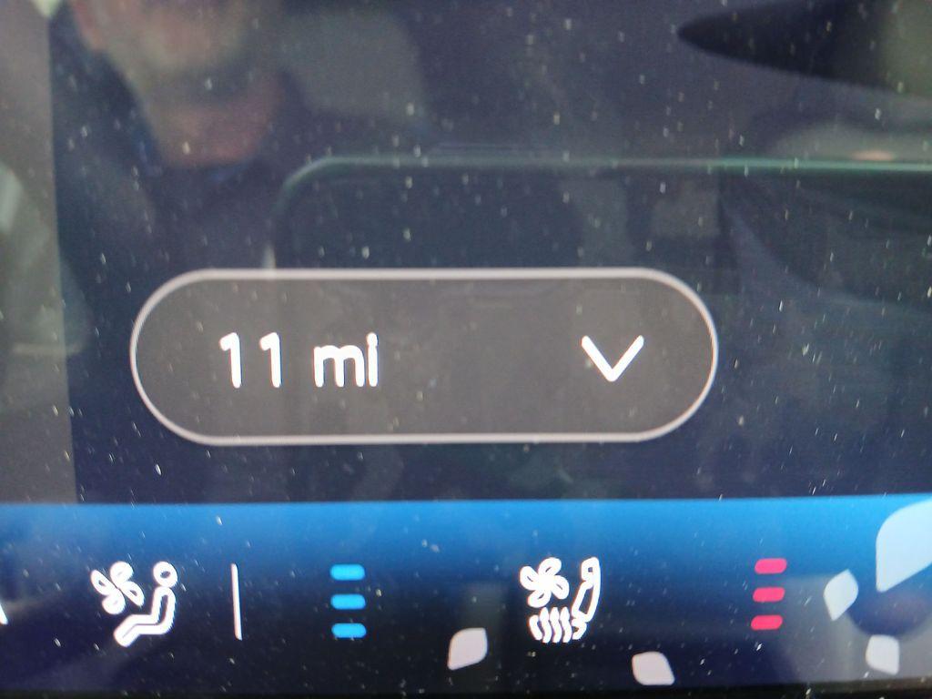 new 2025 Volkswagen ID.4 car, priced at $53,127