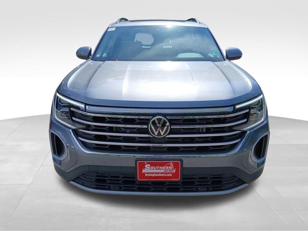 new 2025 Volkswagen Atlas car, priced at $40,691