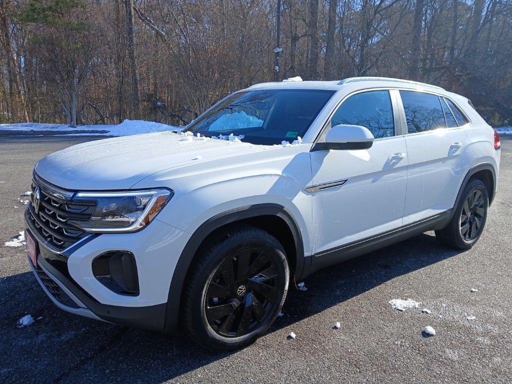 new 2025 Volkswagen Atlas Cross Sport car, priced at $43,776