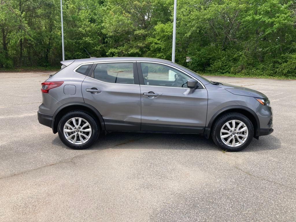 used 2020 Nissan Rogue Sport car, priced at $18,599