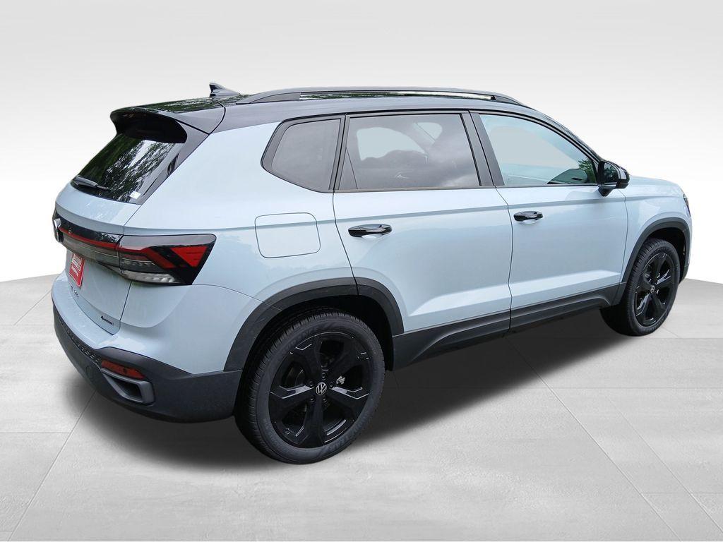 new 2025 Volkswagen Taos car, priced at $34,036