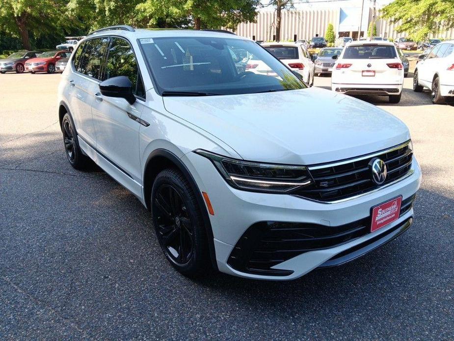 new 2024 Volkswagen Tiguan car, priced at $33,768