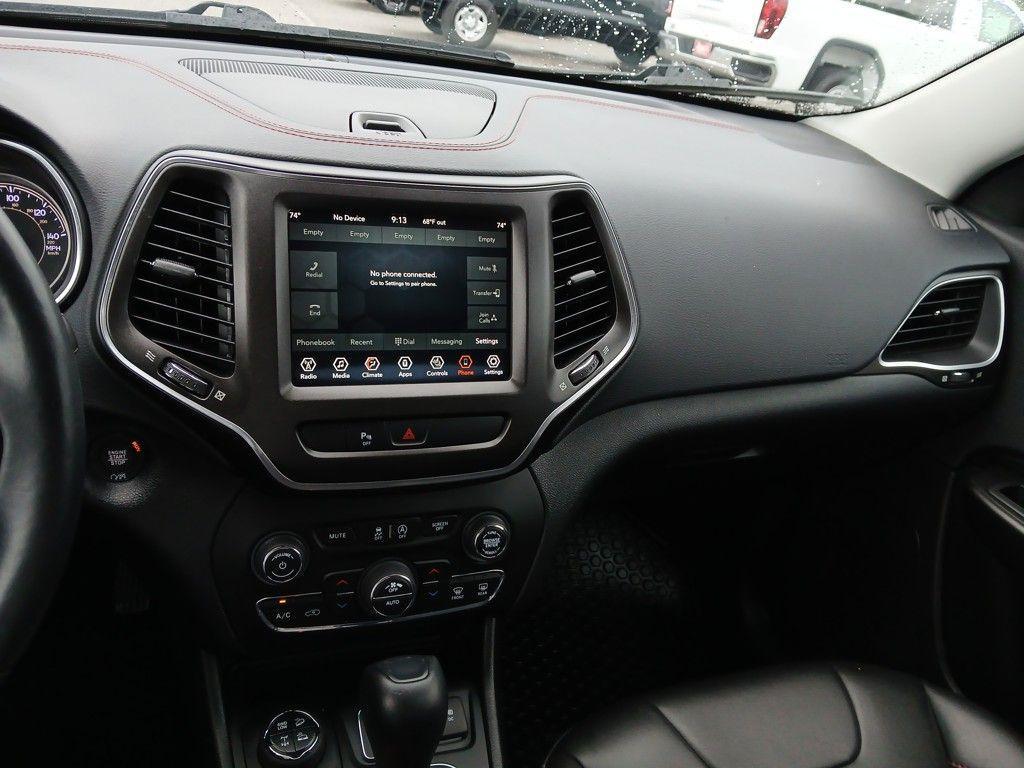 used 2019 Jeep Cherokee car, priced at $22,334