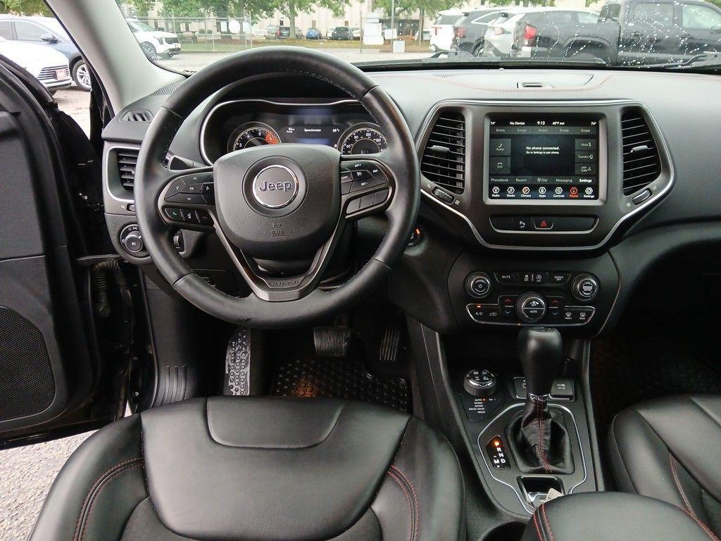 used 2019 Jeep Cherokee car, priced at $22,334