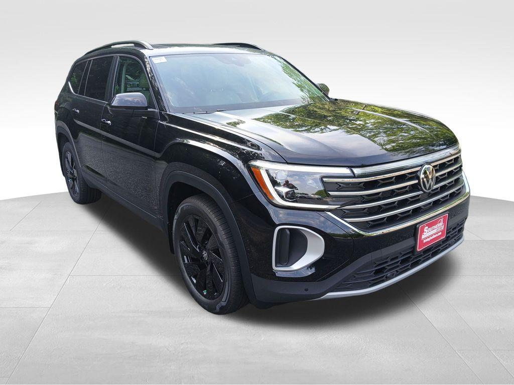 new 2025 Volkswagen Atlas car, priced at $41,861