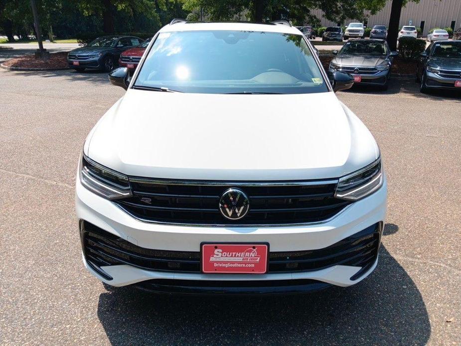 new 2024 Volkswagen Tiguan car, priced at $35,178