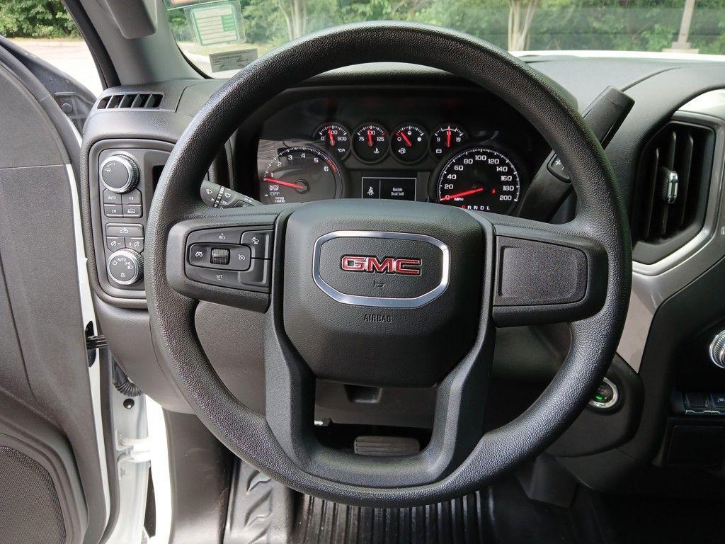 used 2024 GMC Sierra 1500 car, priced at $41,623