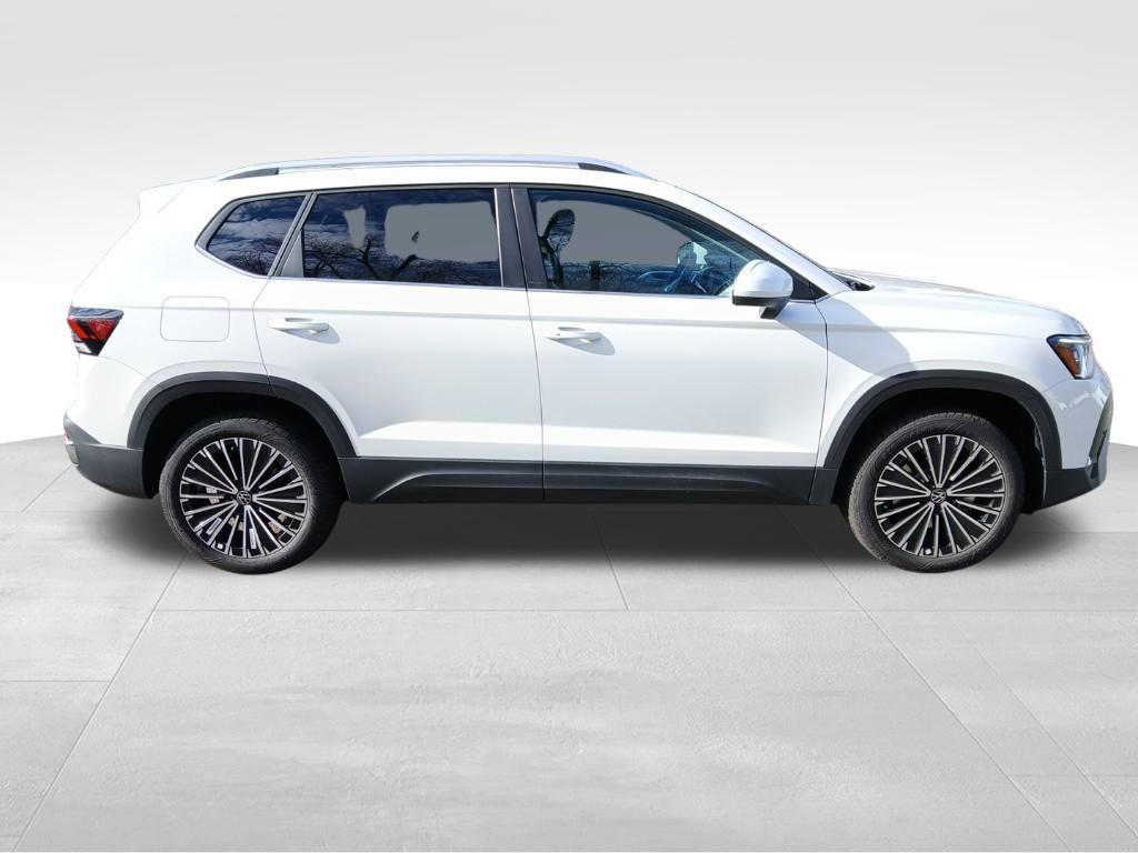 new 2025 Volkswagen Taos car, priced at $29,323