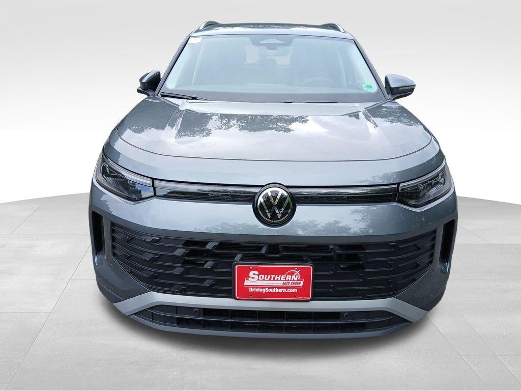 new 2025 Volkswagen Tiguan car, priced at $31,356