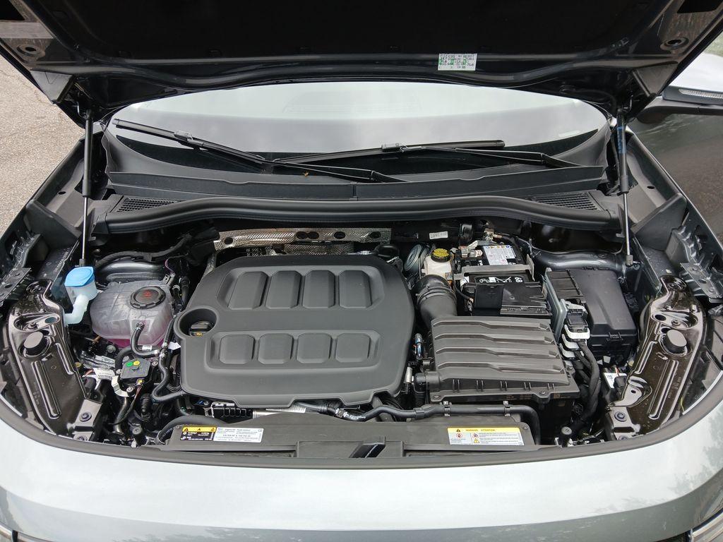 new 2025 Volkswagen Tiguan car, priced at $31,356