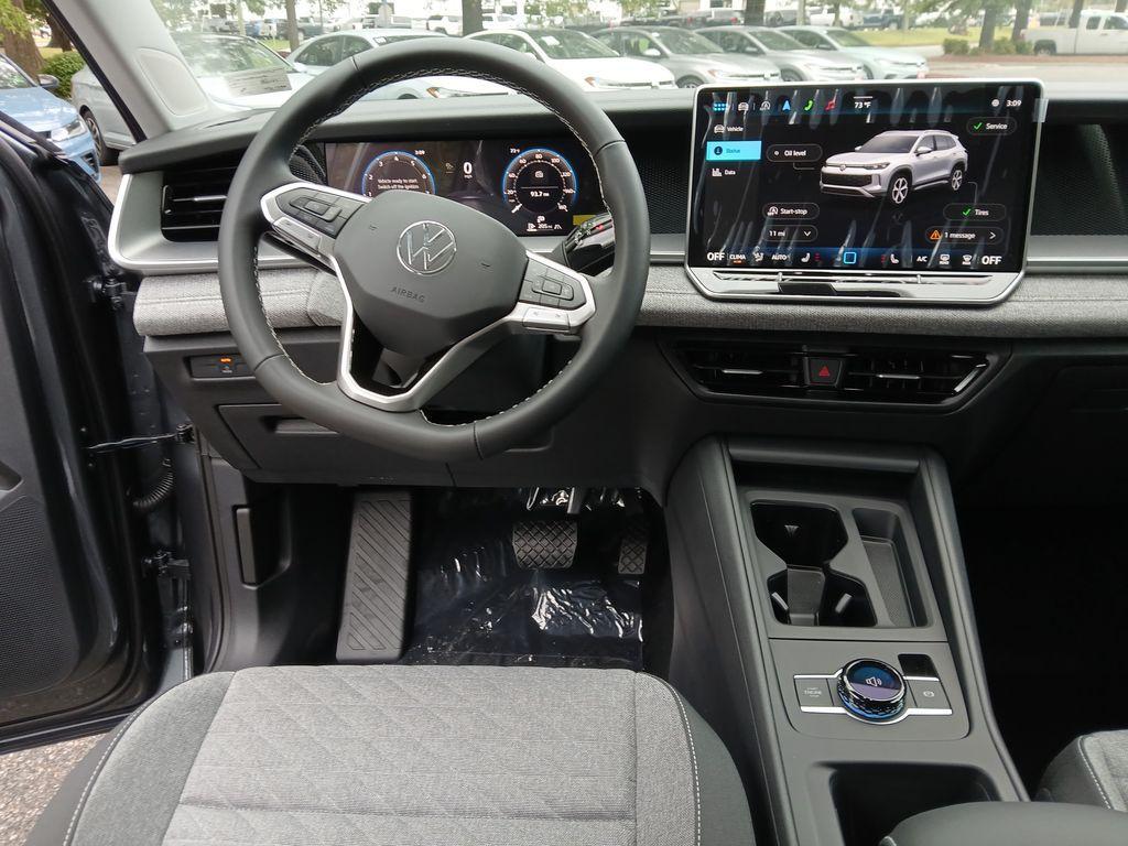 new 2025 Volkswagen Tiguan car, priced at $31,356