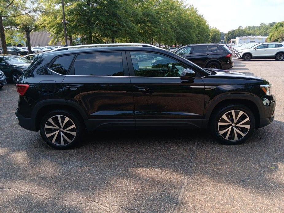 new 2024 Volkswagen Taos car, priced at $27,726