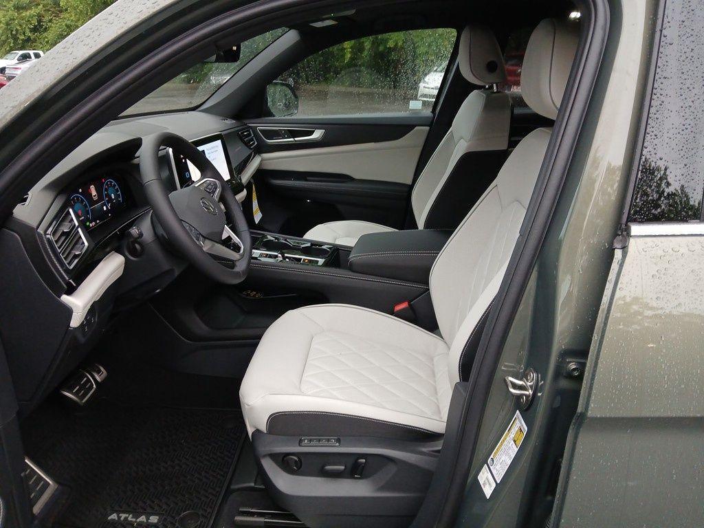 new 2025 Volkswagen Atlas Cross Sport car, priced at $52,148
