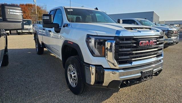 new 2024 GMC Sierra 2500 car, priced at $52,379