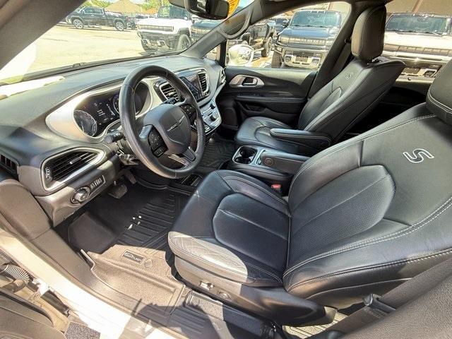 used 2020 Chrysler Pacifica car, priced at $27,865