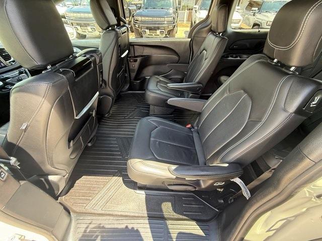 used 2020 Chrysler Pacifica car, priced at $27,865