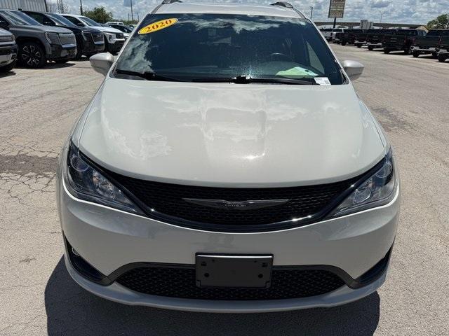 used 2020 Chrysler Pacifica car, priced at $27,865