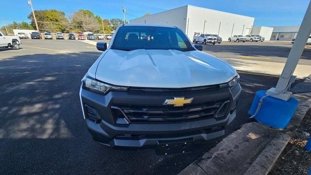 new 2024 Chevrolet Colorado car, priced at $35,300