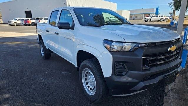 new 2024 Chevrolet Colorado car, priced at $35,300