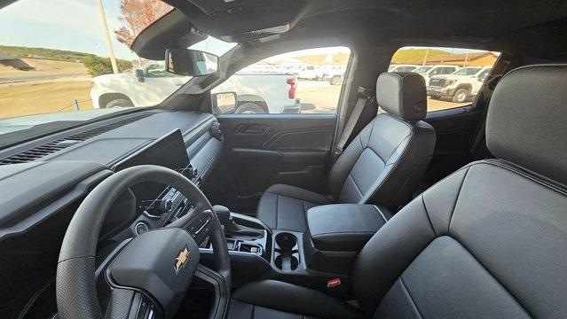 new 2024 Chevrolet Colorado car, priced at $35,300