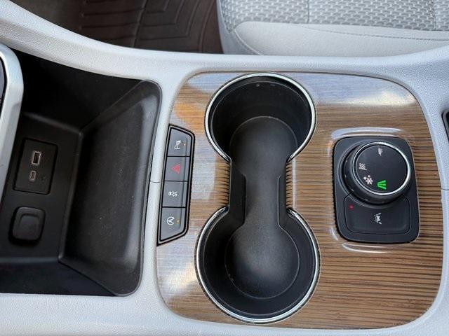 used 2021 GMC Acadia car, priced at $25,289