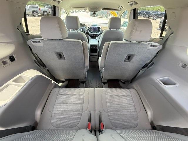 used 2021 GMC Acadia car, priced at $25,289