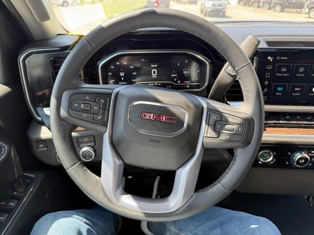used 2023 GMC Sierra 1500 car, priced at $43,854