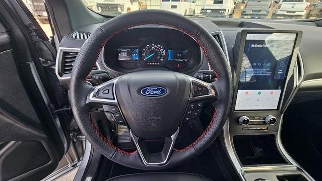 used 2024 Ford Edge car, priced at $35,146