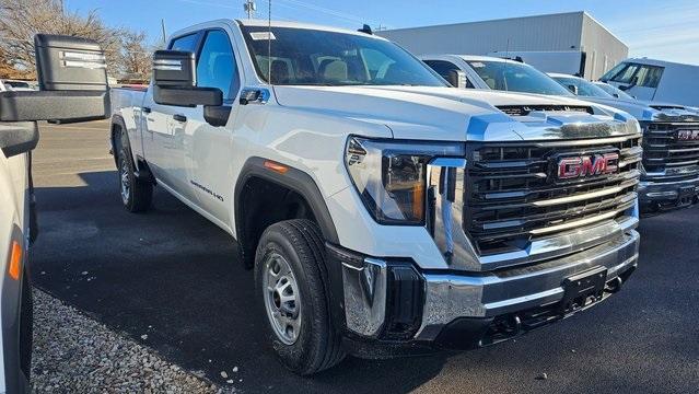 new 2025 GMC Sierra 2500 car, priced at $55,930