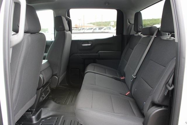 new 2025 GMC Sierra 1500 car, priced at $43,062