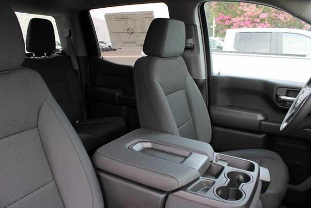 new 2025 GMC Sierra 1500 car, priced at $46,401
