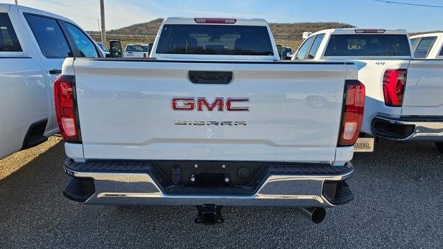 new 2025 GMC Sierra 3500 car, priced at $64,662