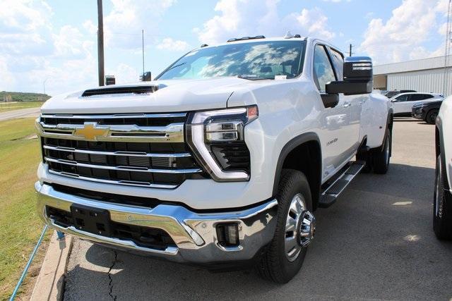 new 2025 Chevrolet Silverado 3500 car, priced at $79,767