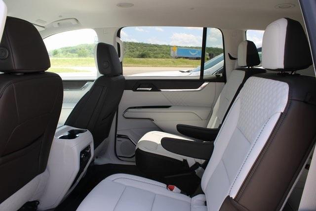new 2025 GMC Acadia car, priced at $56,385