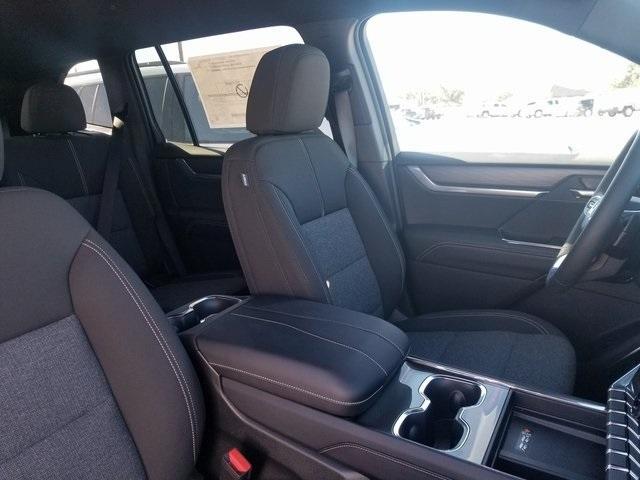 new 2026 GMC Acadia car, priced at $45,115