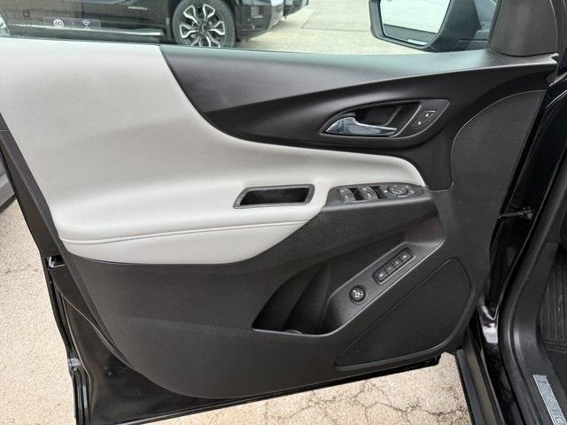 used 2020 Chevrolet Equinox car, priced at $22,033