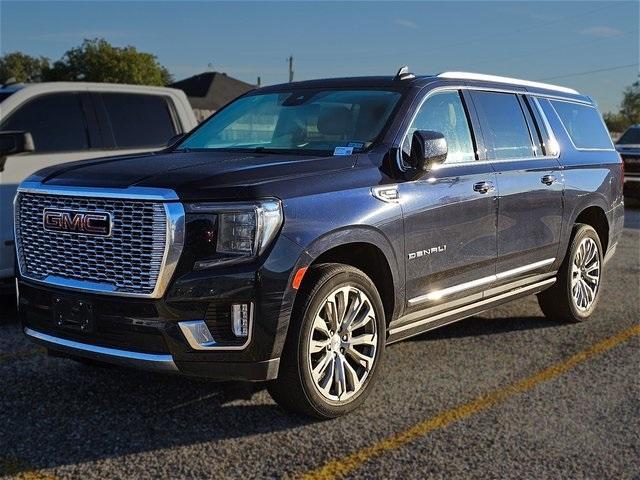 used 2023 GMC Yukon XL car, priced at $67,878