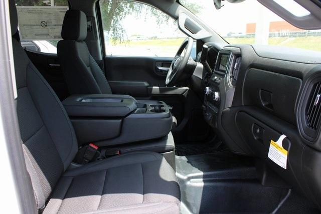 new 2025 GMC Sierra 1500 car, priced at $41,684