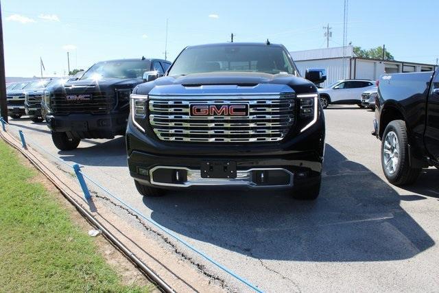 new 2025 GMC Sierra 1500 car, priced at $70,645