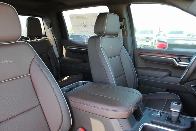 new 2025 GMC Sierra 1500 car, priced at $70,645