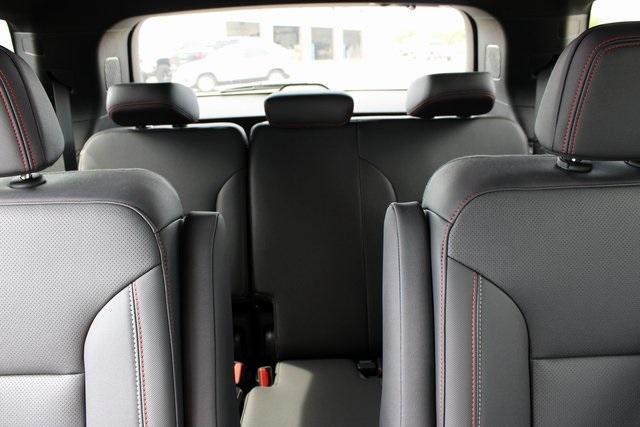 new 2026 Chevrolet Traverse car, priced at $50,790