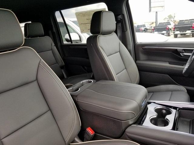 new 2025 Chevrolet Suburban car, priced at $79,742