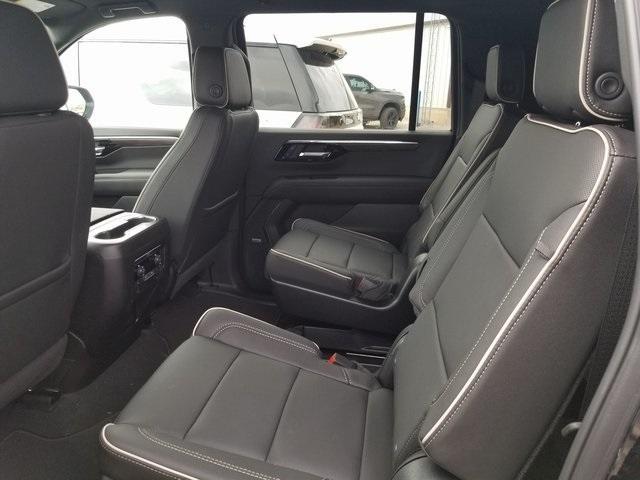 new 2025 Chevrolet Suburban car, priced at $79,742