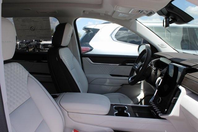 new 2025 GMC Acadia car, priced at $57,095