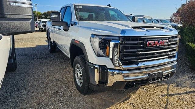 new 2024 GMC Sierra 2500 car, priced at $52,169